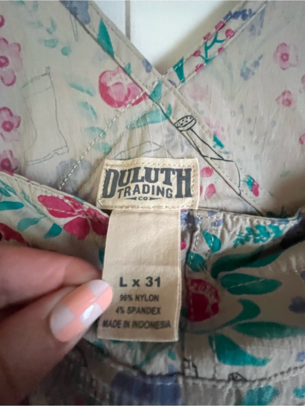 NWOT Duluth Trading Heirloom Gardening Floral Print Women's Overalls - Picture 5 of 5